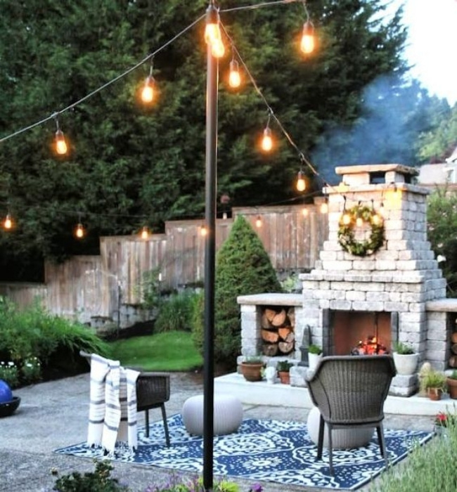 Centre Pole String Lights | Brilliant Patio Lighting Ideas for a Party-Ready Backyard