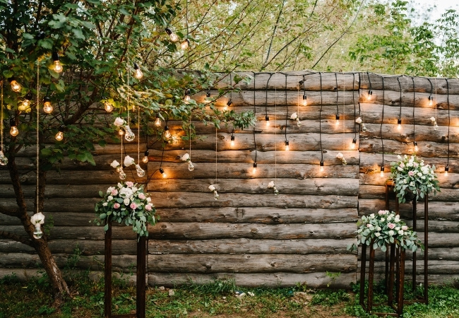 Cozy Up Your Privacy Fence or Hedge Simple Backyard Lighting Ideas for Beginners