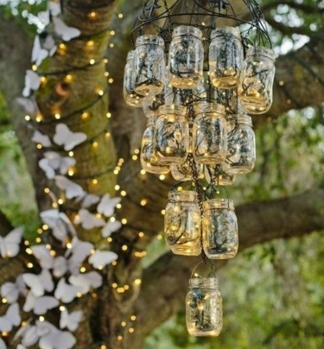 Hanging Fairy Lights in Mason Jars Patio Lighting Ideas 9