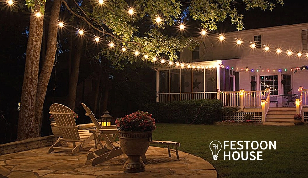 Simple Backyard Lighting Ideas for Beginners: 5 Tips To Create A Cozy Glow | Featured Image