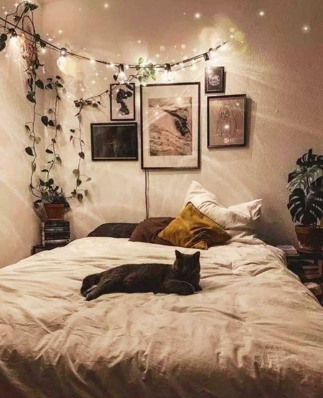 greenery how to decorate fairy lights in bedroom